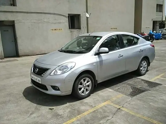 Nissan Sunny XV PETROL 2011