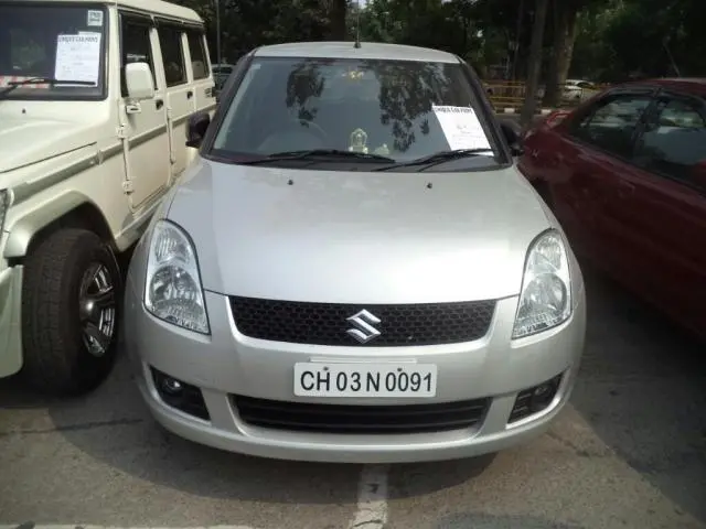 Maruti Suzuki Swift VXi 1.3 2009