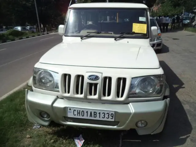 Mahindra Bolero SLX BS III 2010