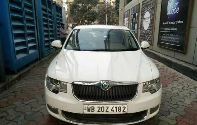 SKODA SUPERB 3.6 FSI 4X4 2011