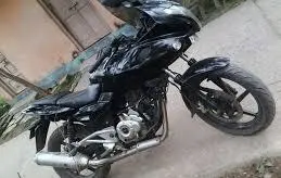 Bajaj Pulsar 220cc 2012