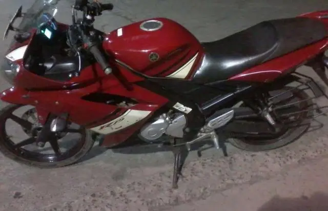 Yamaha YZF-R15 150cc 2011