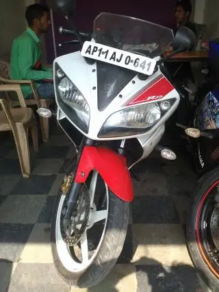 Yamaha YZF-R15 150cc 2010
