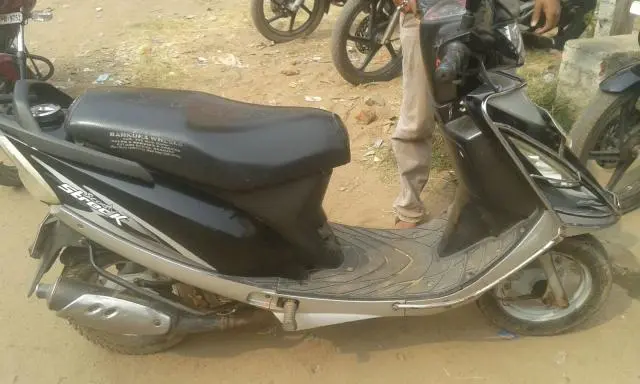 TVS ScootyStreak 100 cc 2011