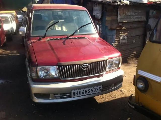 Toyota Qualis RST 2003