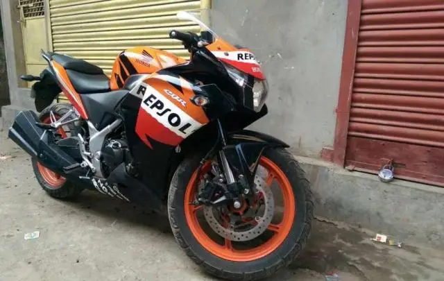 Honda CBR 250R 2014