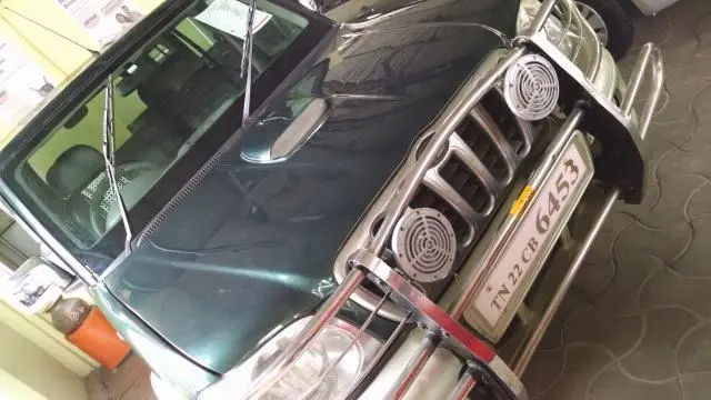 Mahindra Scorpio 2.6 DX 2005