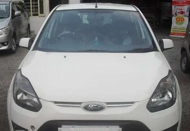 Ford Figo ZXI DURATEC 1.2 2011