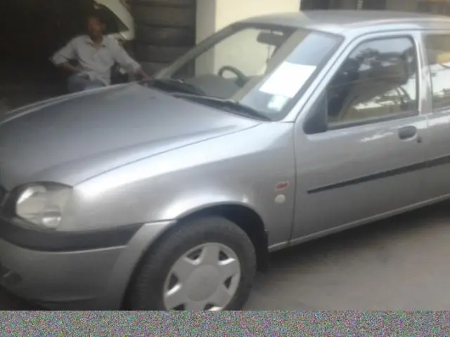 Ford Ikon 1.3 Flair 2004