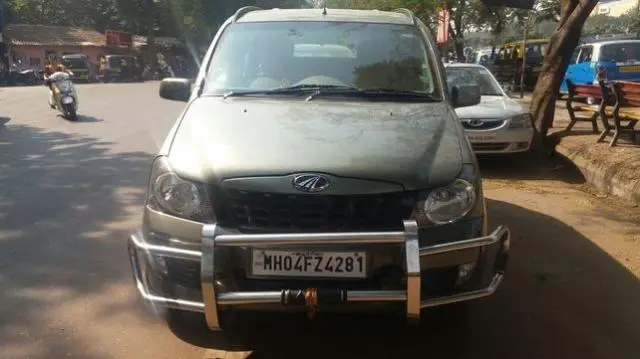 Mahindra Quanto C8 2013