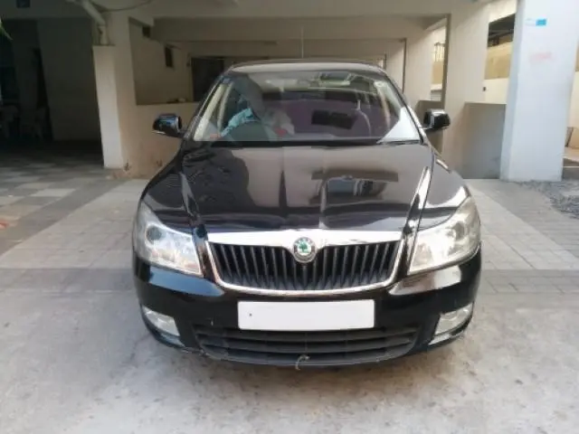 Skoda Laura AMBIENTE 2.0 TDI CR MT 2010