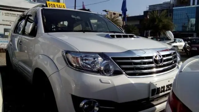 Toyota Fortuner 3.0 4X2 AT 2015