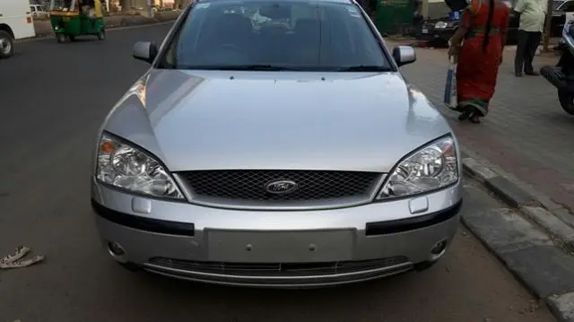 Ford Mondeo Ghia Duratec 2002