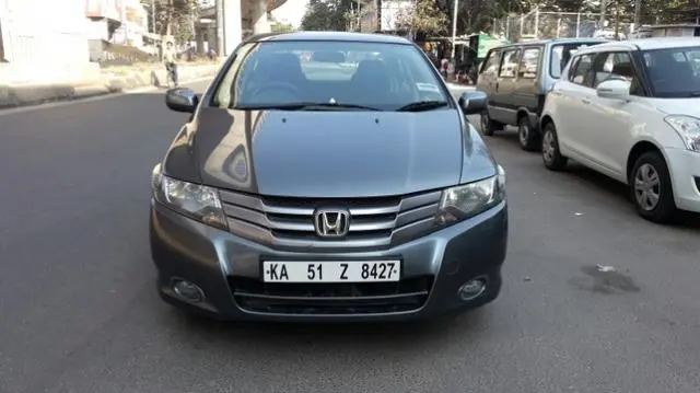 Honda City 1.5 V MT 2010