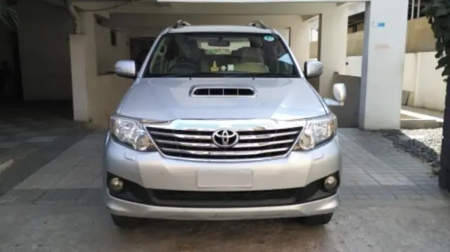 Toyota Fortuner 3.0 4X2 AT 2012