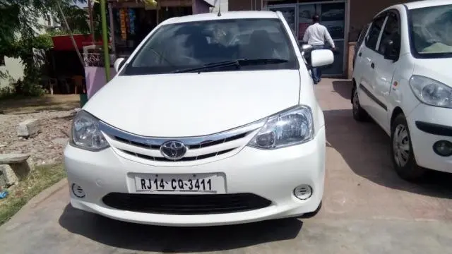 Toyota Etios GD 2012