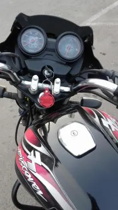 Bajaj Discover 100cc 2012