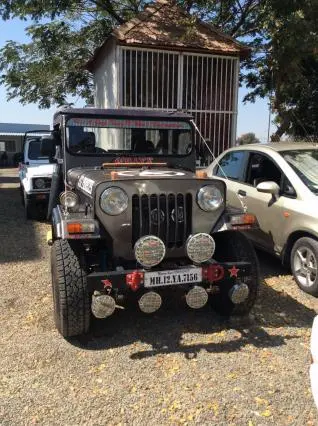 Mahindra Jeep CJ 340 1999