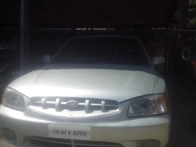 Hyundai Accent VIVA BASE 2003