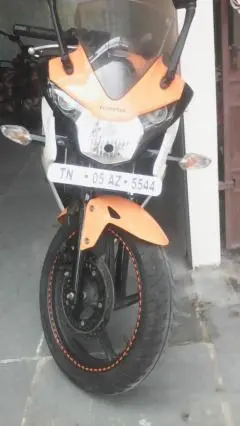 Honda CBR 150R 150cc 2015