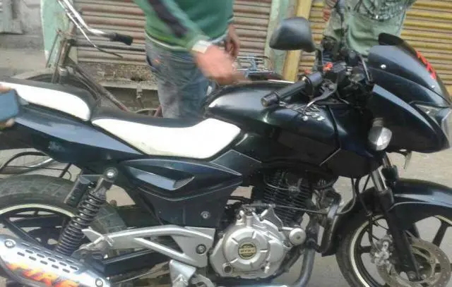 Bajaj  Pulsar 180cc 2011