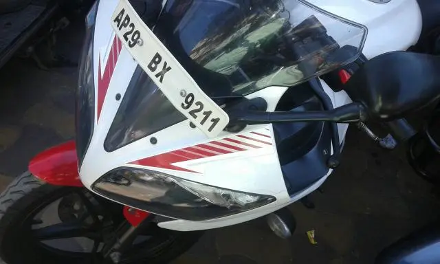 Yamaha YZF-R15 150cc 2014