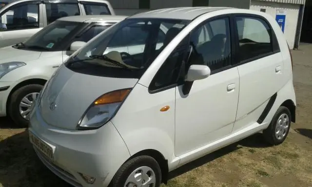 Tata Nano LX 2013