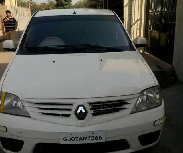 Mahindra Renault Logan DLS 2010