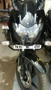 Bajaj Pulsar 220cc 2015
