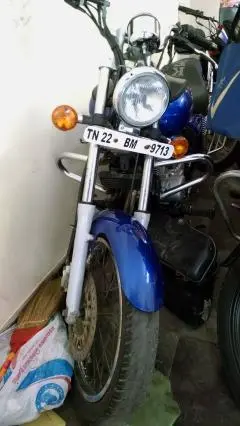 Bajaj Avenger 200cc 2011