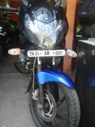 Bajaj Pulsar 220cc 2012