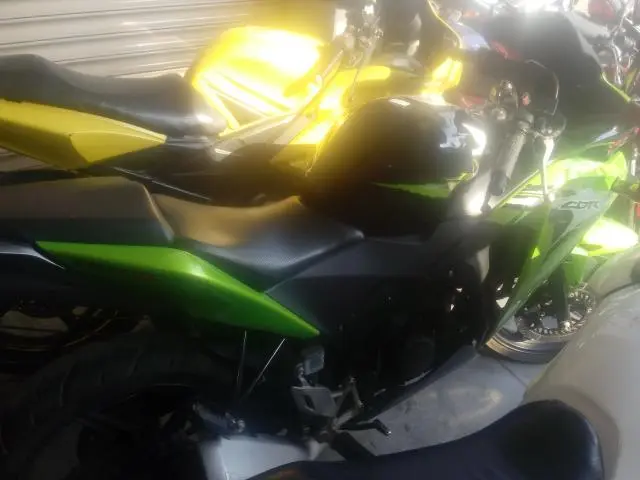 Honda CBR 150R 150cc 2015