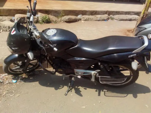 Bajaj Pulsar 150 DTS-i  150cc 2011_623012918