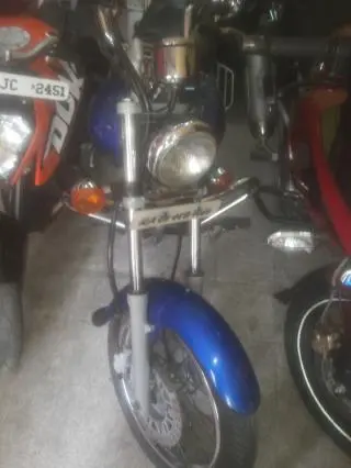 Bajaj Avenger 200cc 2008