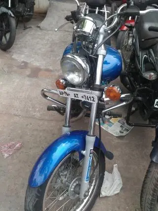 Bajaj Avenger 200cc 2009