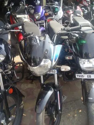 Bajaj Discover 100cc 2012