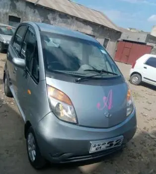 Tata Nano LX 2010