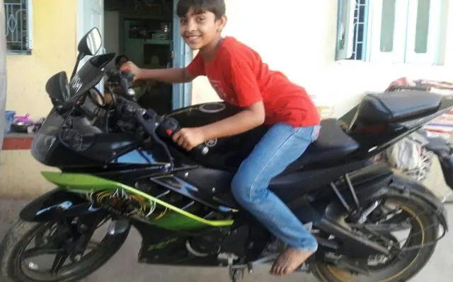 Yamaha YZF-R15 150cc 2014