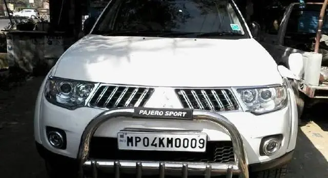 Mitsubishi Pajero Sport 2.5 MT 2013