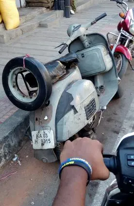 Bajaj Chetak 150 1990