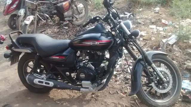 Bajaj Avenger 220cc 2013