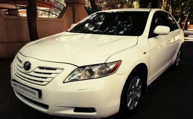 Toyota Camry 2.5 AT 2009