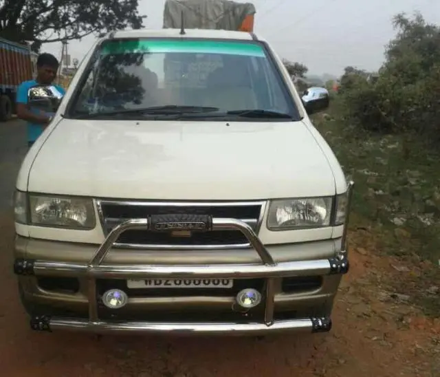 Chevrolet Tavera NEO LT L 9 STR BS III 2009