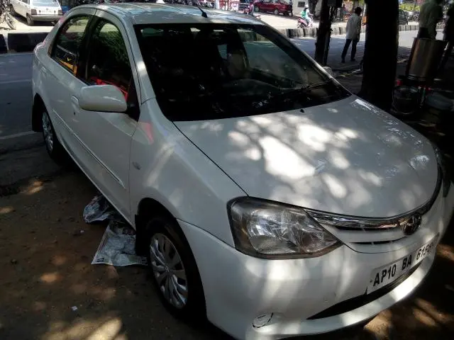 Toyota Etios GD 2012