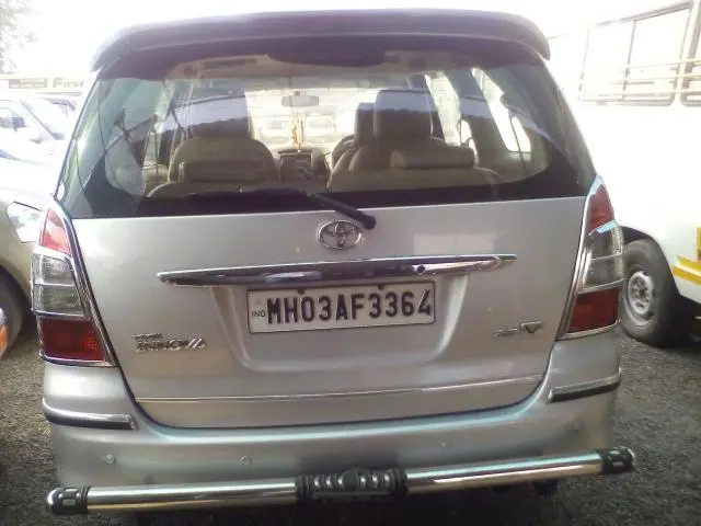 Toyota Innova 2.5 V 7 STR 2006