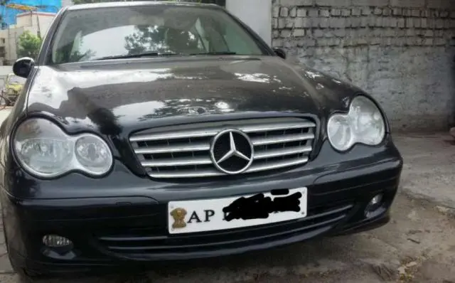 Mercedes-Benz C-Class 220 CDI AT 2006