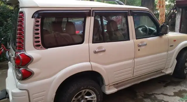 Mahindra Scorpio SLE 2005