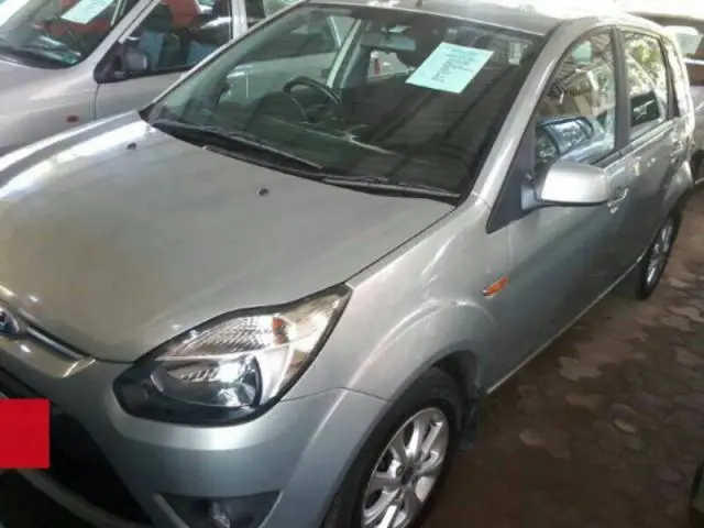 Ford Figo DURATORQ TITANIUM 1.4 2012