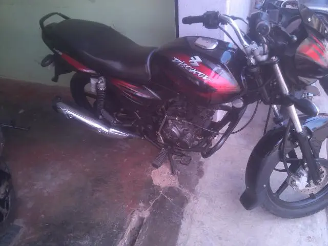 Bajaj Discover 125ST 2013