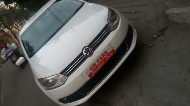 Volkswagen Vento HIGHLINE PETROL AT 2010